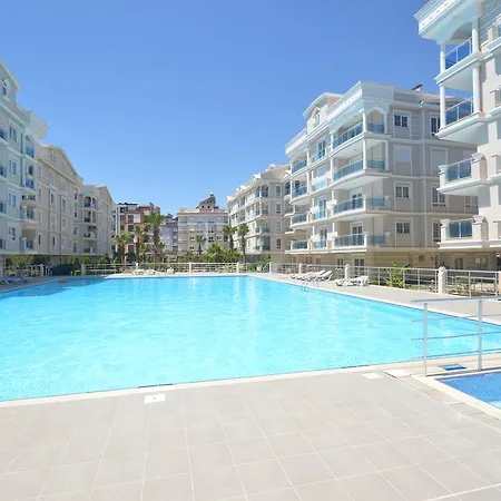 Gardenya House Hotel